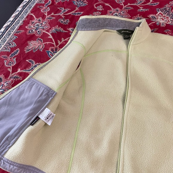 Eddie Bauer Fleece Vest, size Medium. - Picture 5 of 8
